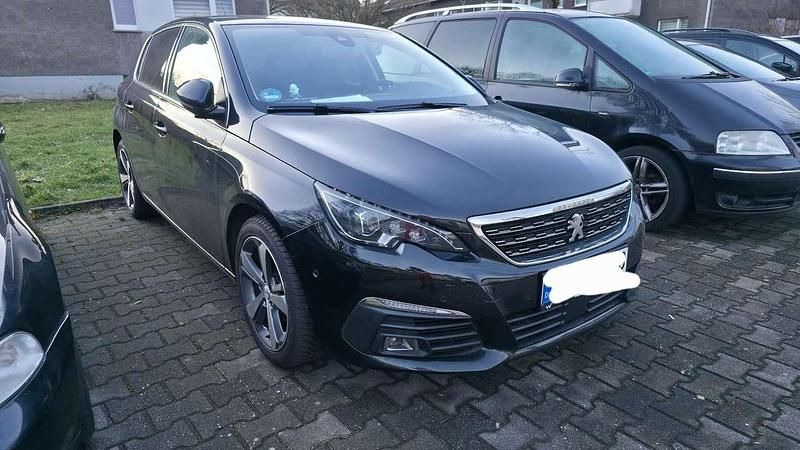 Gebraucht Peugeot 308 Allure 131 PS (96 kW) 2019 Limousine