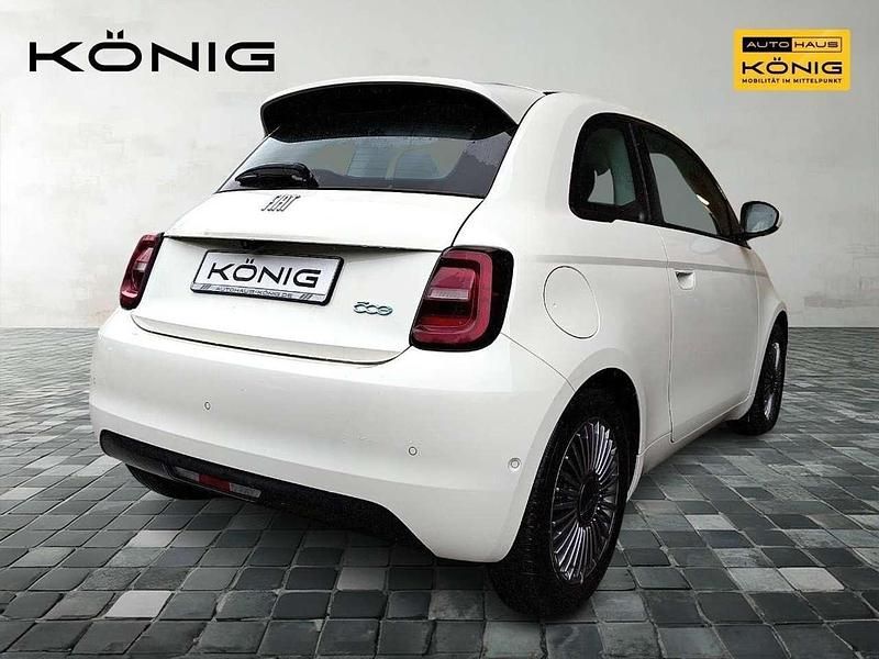 Second-hand Fiat 500e 86 kW (118 CP) 2023 Alb Hatchback