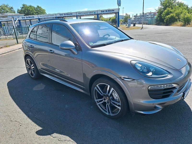 Grau Gebraucht 2012 Porsche Cayenne SUV | 25.000 € (Fairer Preis) - Bild 1/4