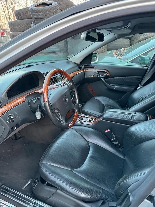 Gebraucht Mercedes S320 204 PS (150 kW) 2003 Silber Limousine