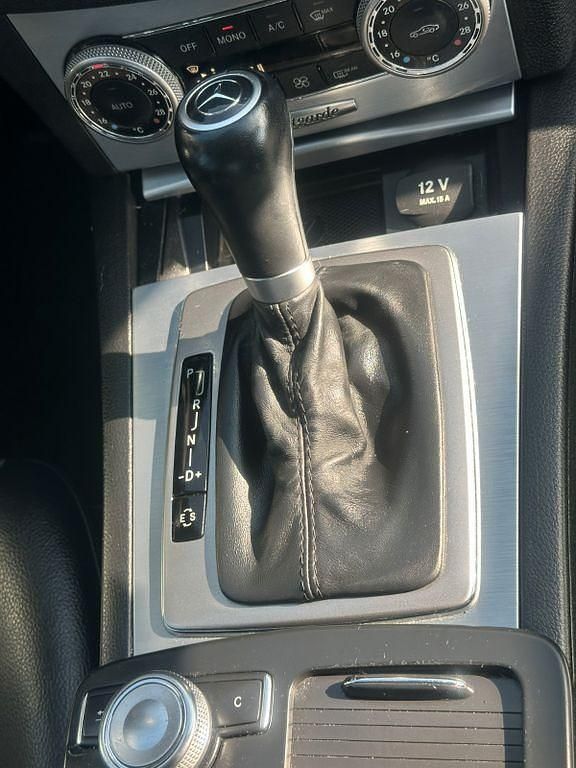 Gebraucht Mercedes C180 Avantgarde 156 PS (114 kW) 2010 Silber Limousine