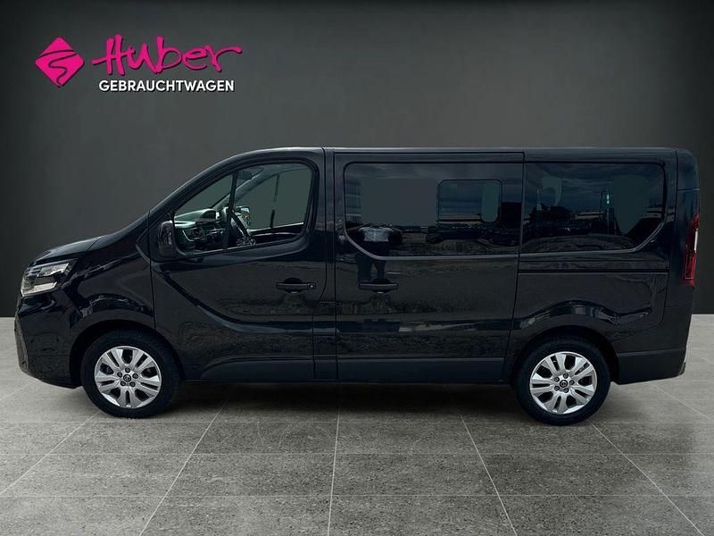Schwarz Gebraucht 2024 Nissan Primastar Tekna Van / Kleinbus | 37.890 € (Fairer Preis) - Bild 1/1