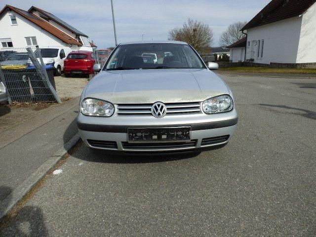 Silber Gebraucht 1998 VW Golf IV Highline Limousine | 250 € (Guter Preis) - Bild 1/4