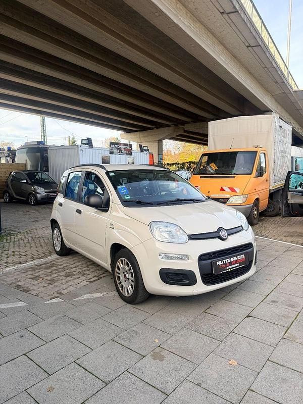 Beige Gebraucht 2014 Fiat Panda Lounge Kleinwagen | 3.499 € (Teuer) - Bild 1/4