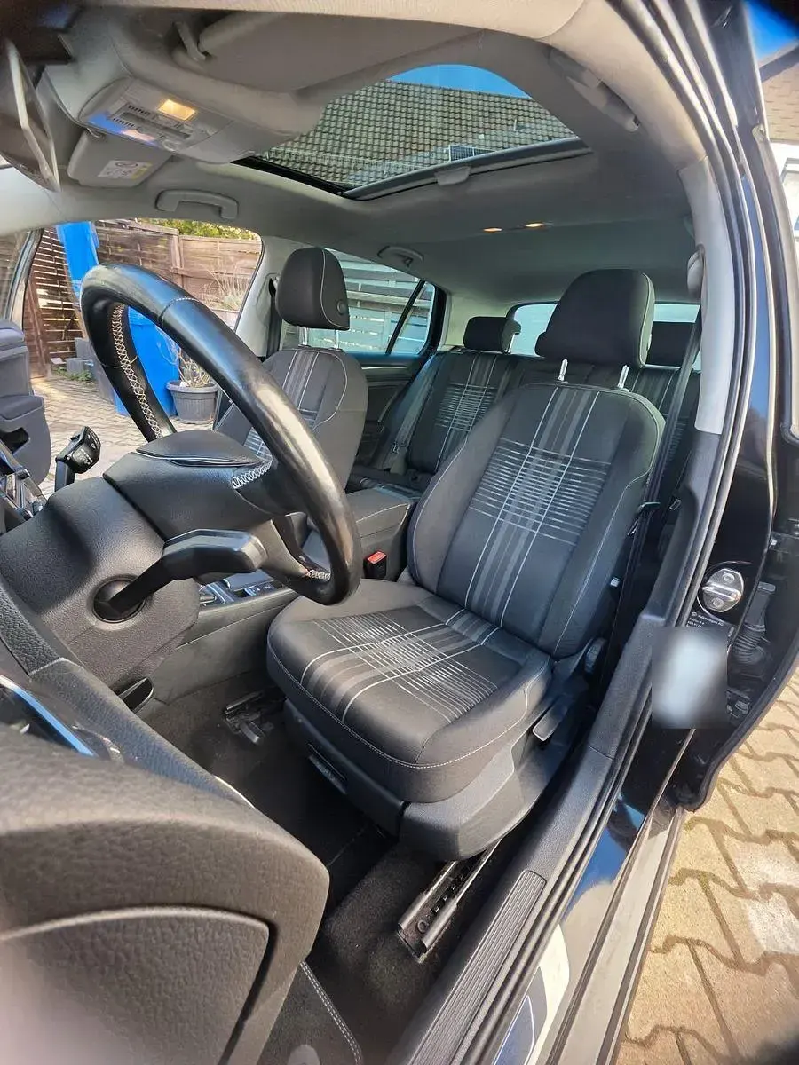 Gebraucht VW Golf VII LOUNGE 150 PS (110 kW) 2015 Schwarz Kombi