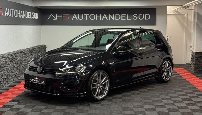 Schwarz Gebraucht 2017 VW Golf VII R Limousine | 29.600 € (Teuer) - Bild 1/4