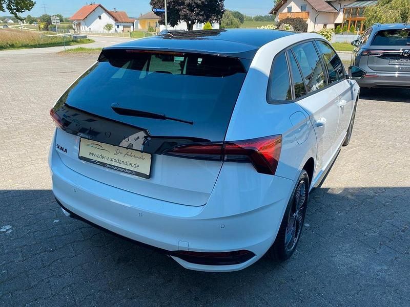 Neu Skoda Scala Monte Carlo 150 PS (110 kW) 2025 Weiß Kleinwagen