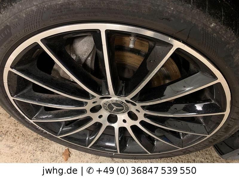 Gebraucht Mercedes CLS450 AMG line 367 PS (269 kW) 2019 Selenitgrau Coupé