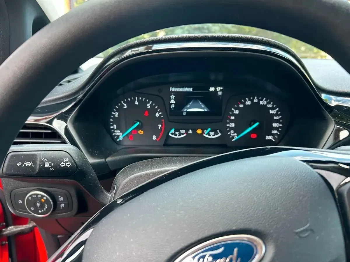 Gebraucht Ford Fiesta Trend 71 PS (52 kW) 2018 Rot Kleinwagen