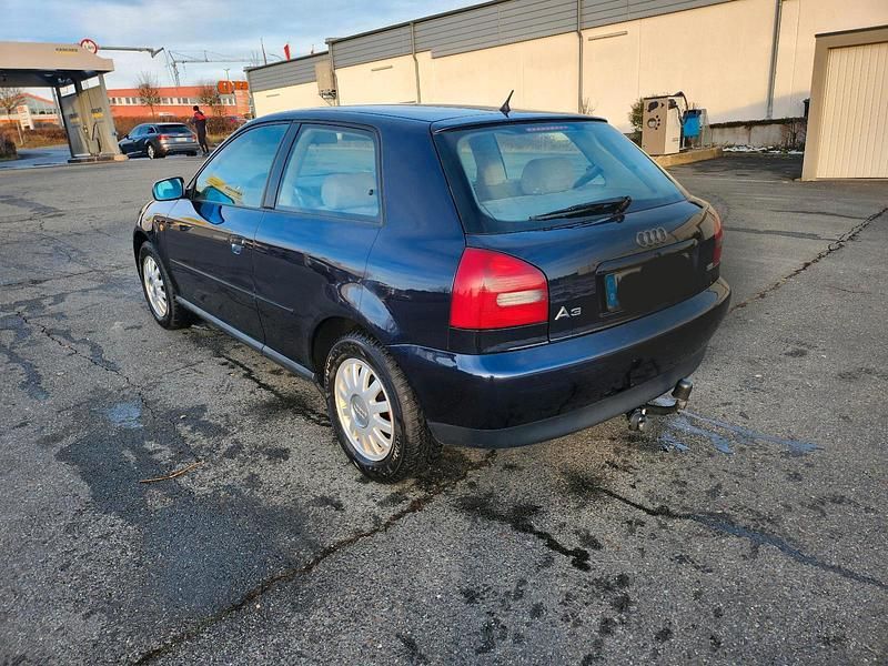 Gebraucht Audi A3 125 PS (91 kW) 1997 Blau Kleinwagen