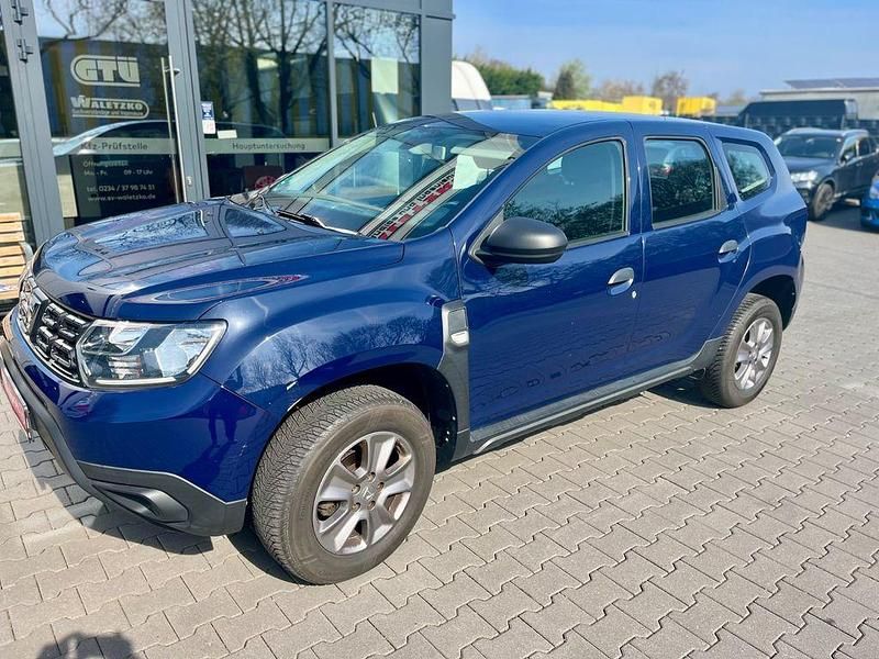 Gebraucht Dacia Duster Acces 114 PS (83 kW) 2018 Blau SUV