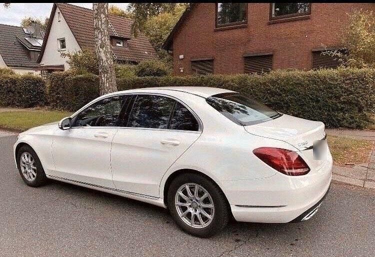 Second-hand Mercedes 190 2014 Alb Berlinǎ