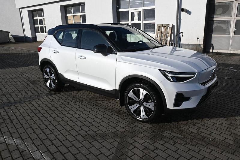 Gebraucht Volvo XC40 Core 169 kW (231 PS) 2022 Weiß SUV