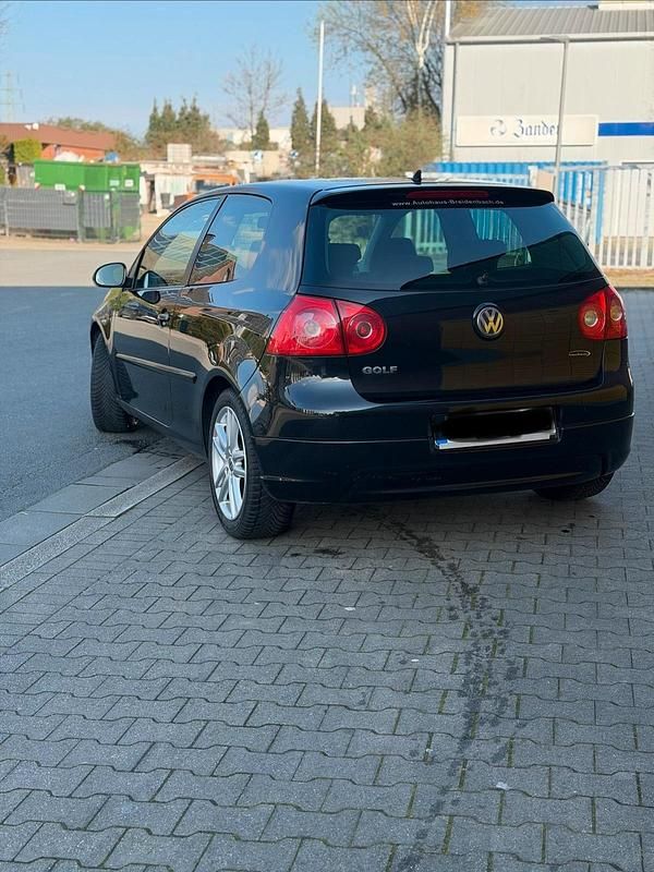 Gebraucht VW Golf GT 140 PS (102 kW) 2008 Blau Coupé