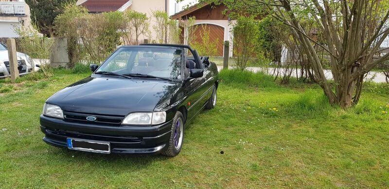 Schwarz Gebraucht 1991 Ford Escort Cabriolet Cabrio | 1.200 € - Bild 1/4