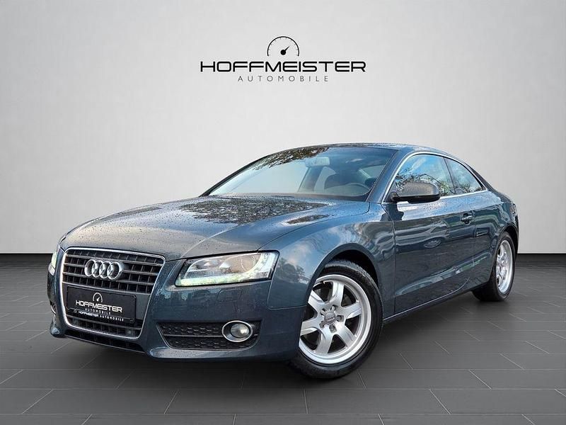 Grau Gebraucht 2011 Audi A5 Sport Coupé | 14.340 € (Teuer) - Bild 1/4