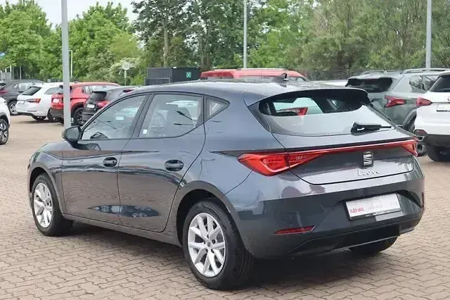 Neu Seat Leon 2026 Andere Limousine