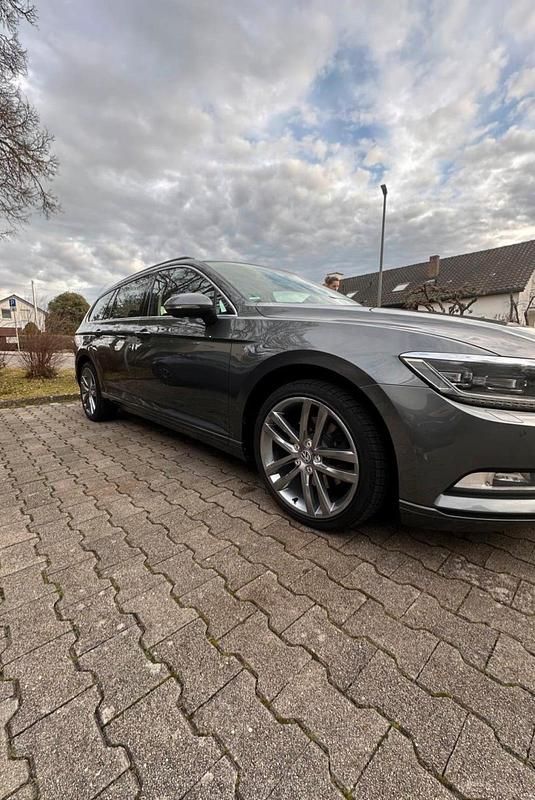Gebraucht VW Passat 120 PS (88 kW) 2015 Grau Kombi