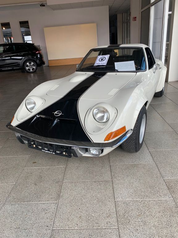 Weiß Gebraucht 1969 Opel GT Coupé | 19.900 € - Bild 1/3