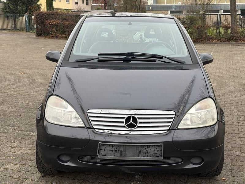 Gebraucht Mercedes A190 Avantgarde 125 PS (91 kW) 2001 Schwarz Van / Kleinbus