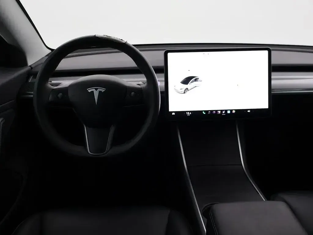Gebraucht Tesla Model 3 Long Range AWD 258 kW (351 PS) 2019 Weiß Limousine