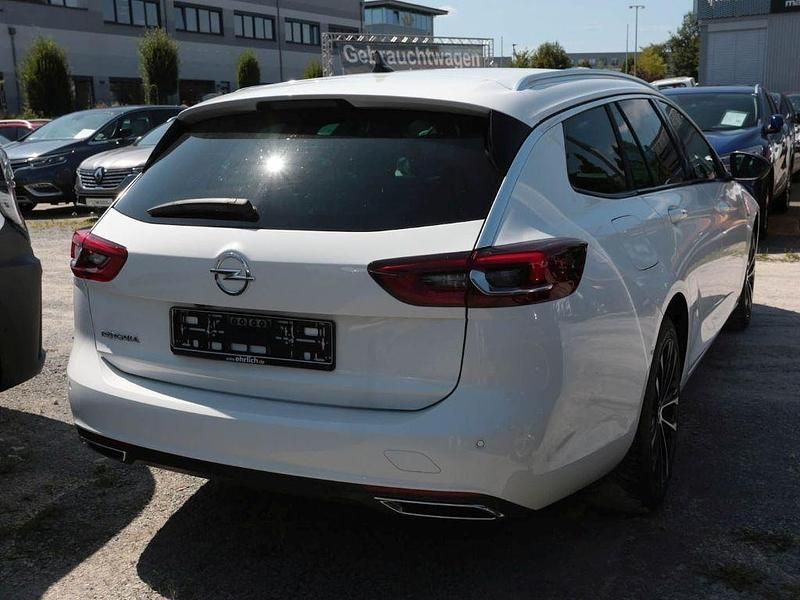 Gebraucht Opel Insignia 174 PS (127 kW) 2021 Weiß Limousine
