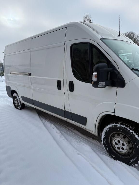 Weiß Gebraucht 2017 Peugeot Boxer Van | 10.900 € (Guter Preis) - Bild 1/4