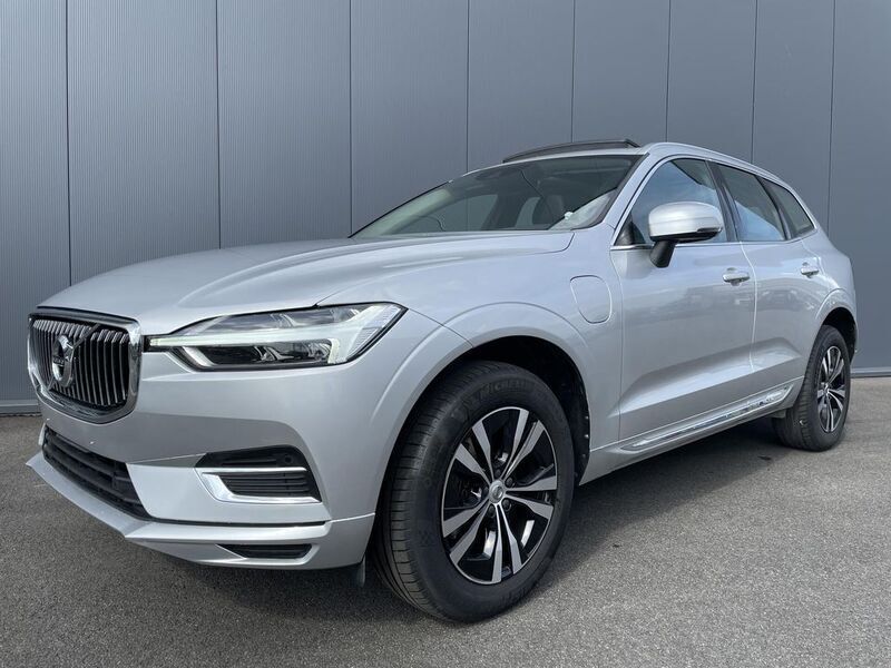 Silber Gebraucht 2020 Volvo XC60 Business Edition SUV | 31.450 € (Superpreis) - Bild 1/4
