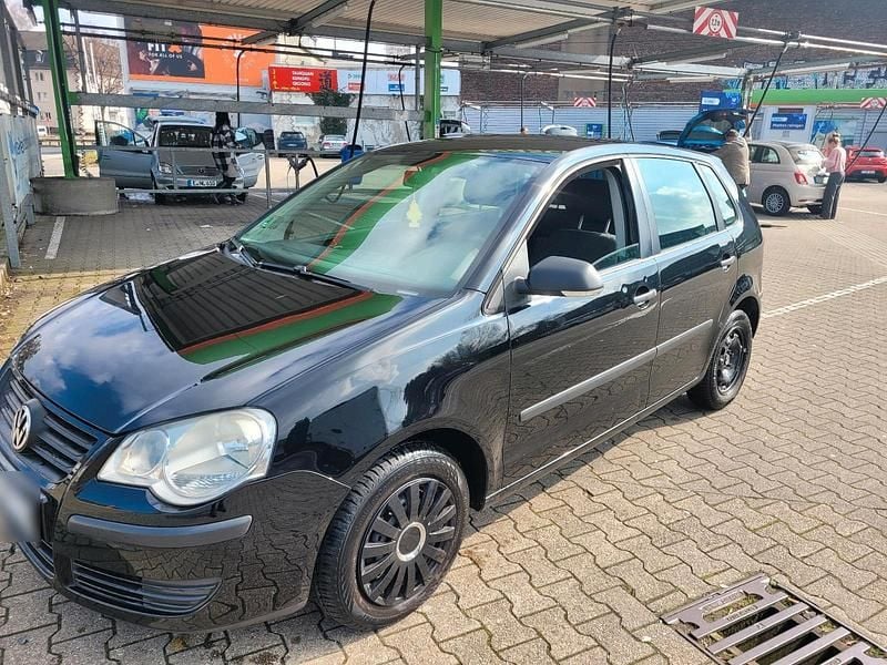 Gebraucht VW Polo 60 PS (44 kW) 2009 Schwarz Kleinwagen