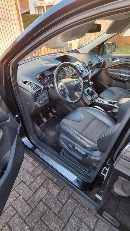 Gebraucht Ford Kuga Titanium 150 PS (110 kW) 2014 Schwarz SUV