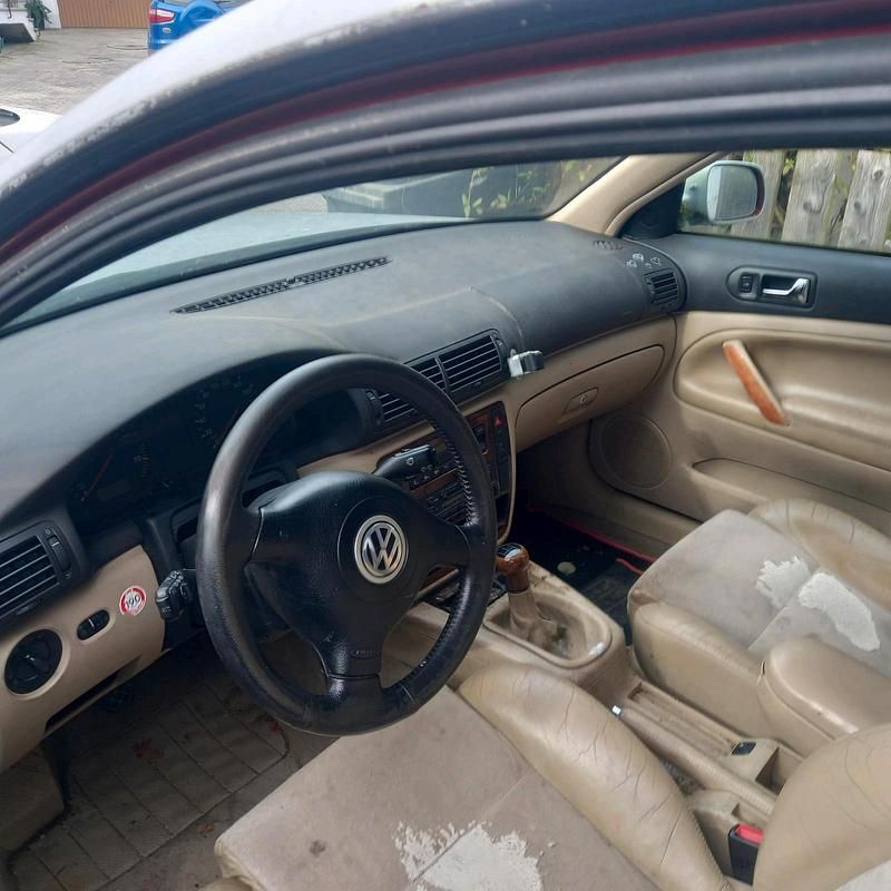 Gebraucht VW Passat 110 PS (80 kW) 1997 Grau Kombi