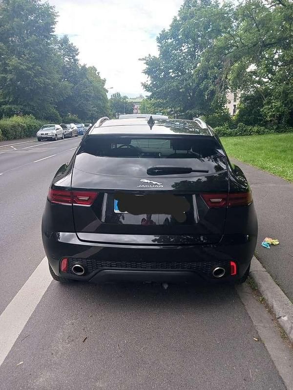 Gebraucht 2018 Jaguar E-Pace SUV | 19.000 € (Etwas zu teuer) - Bild 1/4