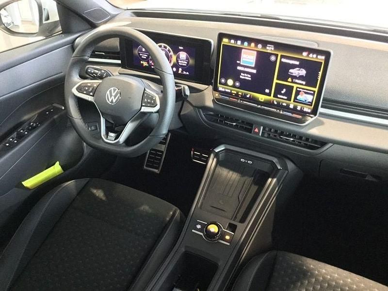 Neu VW T-Roc R-line 150 PS (110 kW) 2025 Pure white SUV