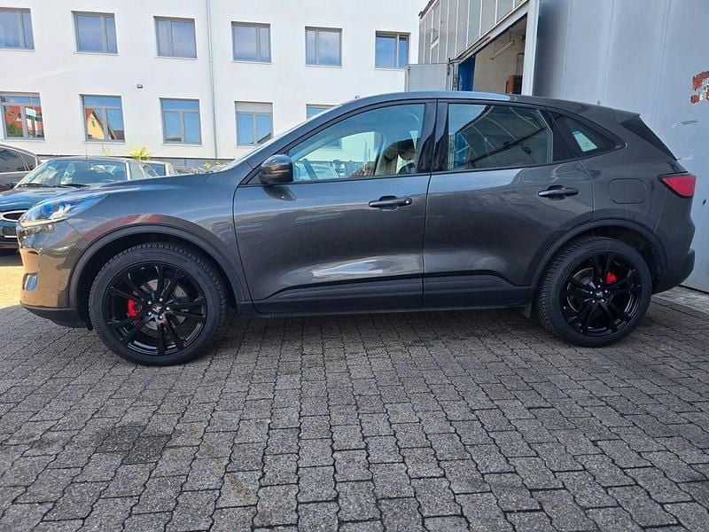 Grau Gebraucht 2022 Ford Kuga Cool & Connect SUV | 17.500 € (Fairer Preis) - Bild 1/4