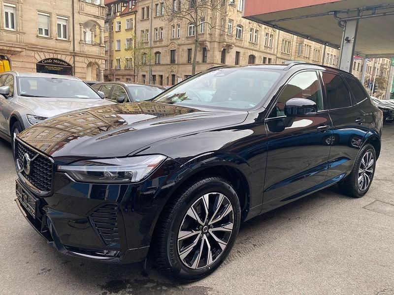 Schwarz Gebraucht 2023 Volvo XC60 Plus SUV | 30.690 € (Fairer Preis) - Bild 1/4