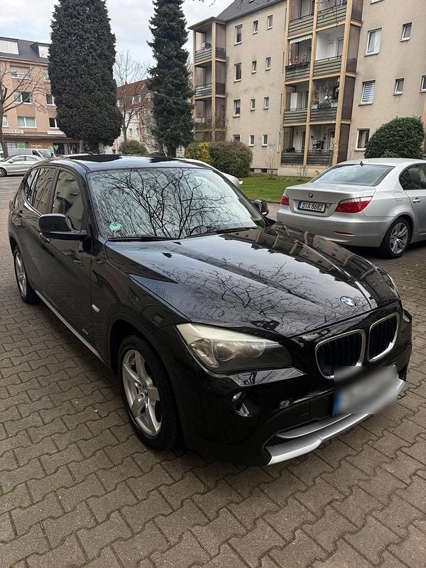 Gebraucht BMW X1 143 PS (105 kW) 2012 Schwarz SUV