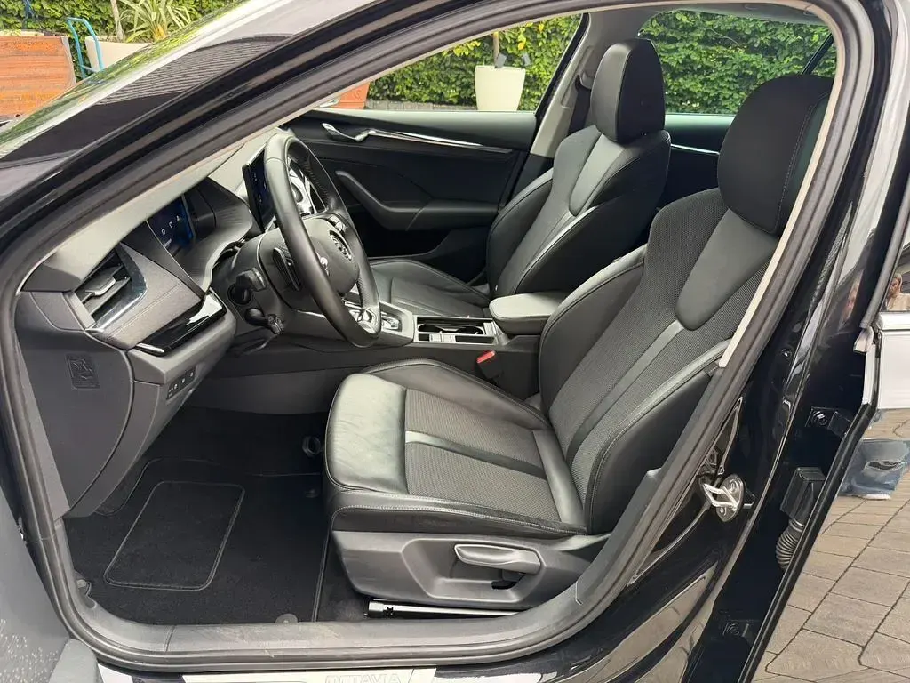 Gebraucht Skoda Octavia Style 150 PS (110 kW) 2022 Schwarz Kombi