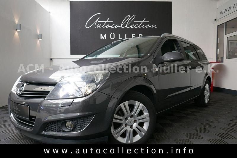 Grau Gebraucht 2009 Opel Astra Limousine | 3.497 € (Fairer Preis) - Bild 1/4
