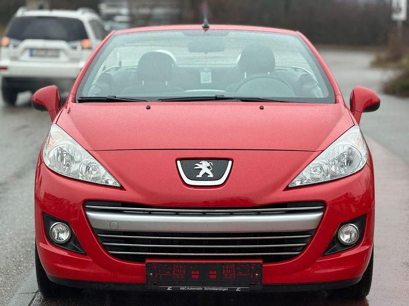 Gebraucht Peugeot 207 CC Access 120 PS (88 kW) 2012 Rot Cabrio