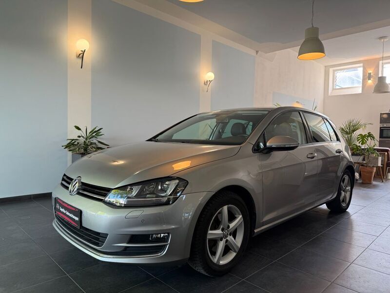 Silber Gebraucht 2013 VW Golf VII Highline Limousine | 11.699 € (Fairer Preis) - Bild 1/4