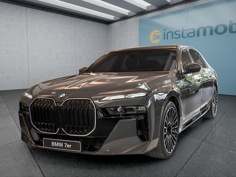 Grau Gebraucht 2025 BMW 740 Limousine | 136.949 € - Bild 1/4