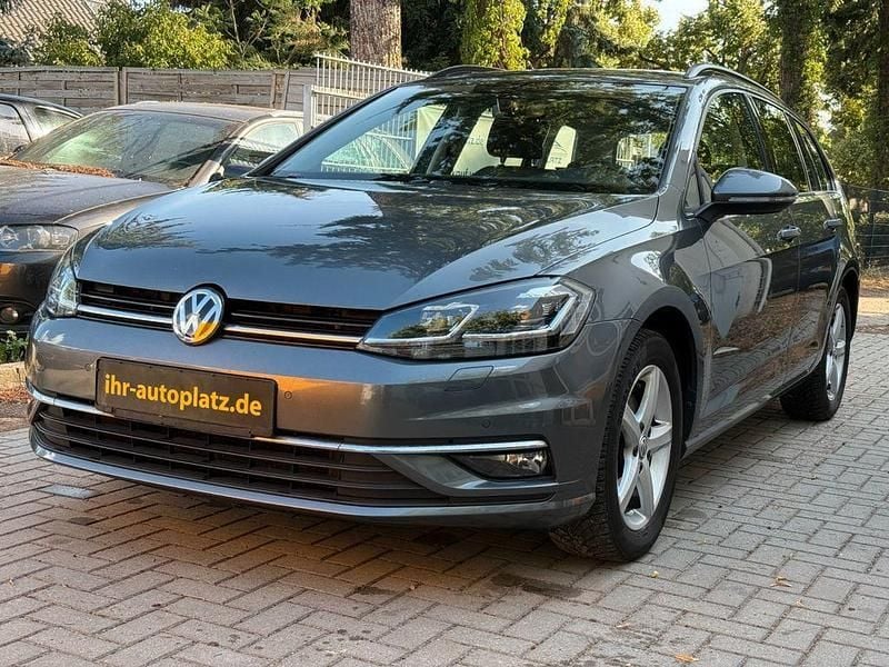 Grau Gebraucht 2017 VW Golf VII Comfortline Kombi | 12.990 € (Fairer Preis) - Bild 1/4