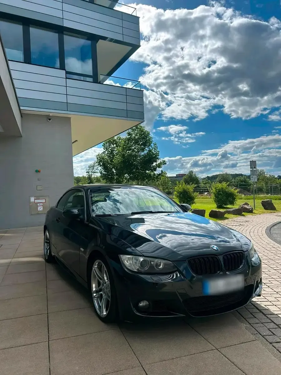 Gebraucht BMW 330 Cabriolet 231 PS (169 kW) 2008 Schwarz Cabrio