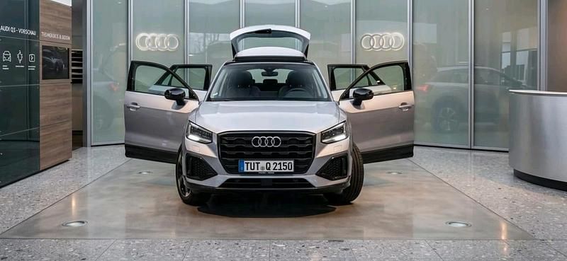 Usata Audi Q2 Advanced 150 CV (110 kW) 2021 Argento SUV