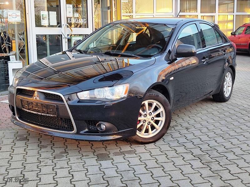 Schwarz Gebraucht 2012 Mitsubishi Lancer Invite Limousine | 4.250 € (Fairer Preis) - Bild 1/4