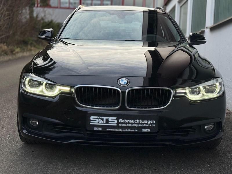 Gebraucht BMW 325 Advantage 218 PS (160 kW) 2015 Schwarz Kombi