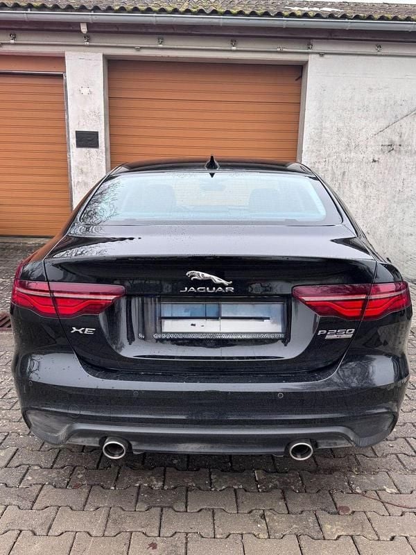 Gebraucht Jaguar XE SE 250 PS (183 kW) 2020 Schwarz Limousine