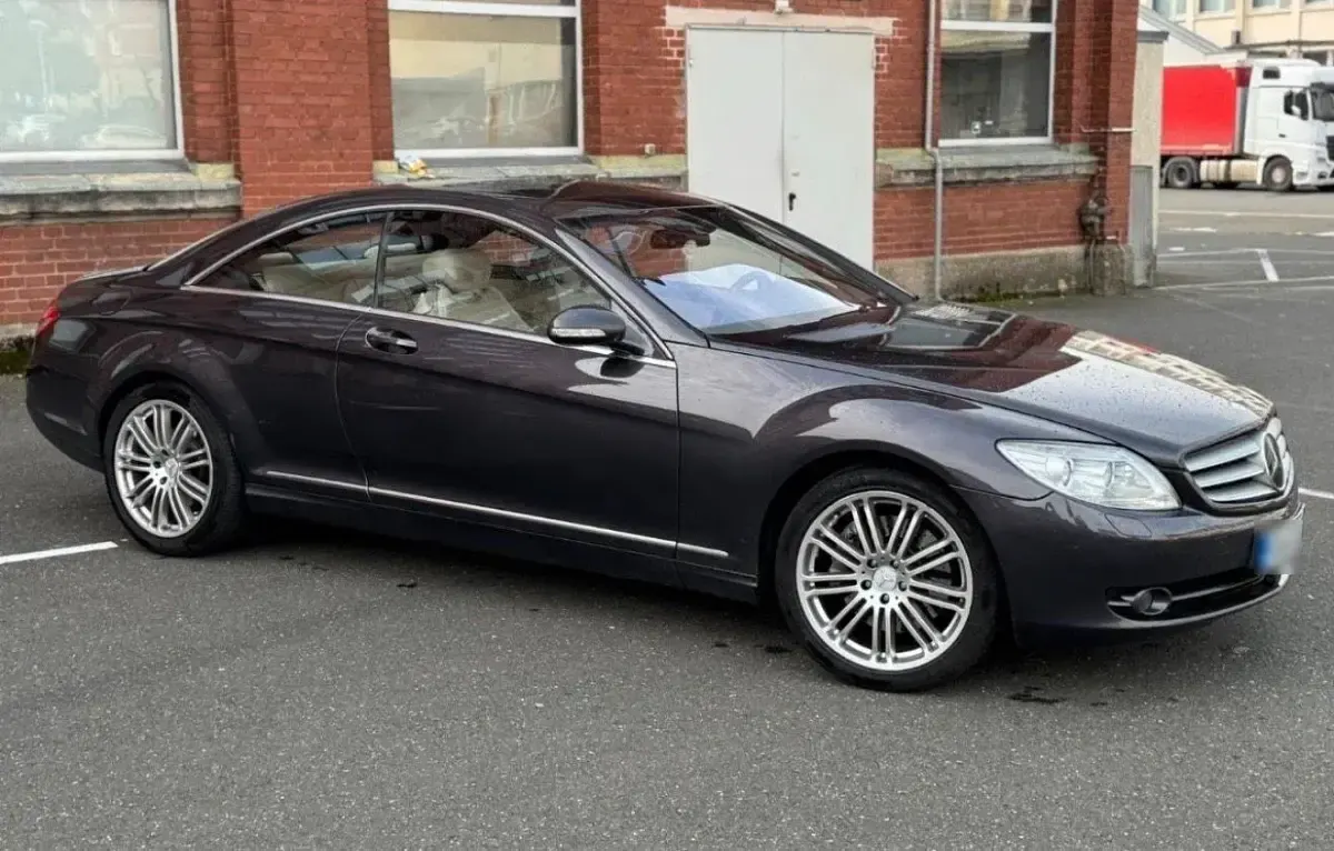 Gebraucht Mercedes CL500 388 PS (285 kW) 2007 Braun Coupé
