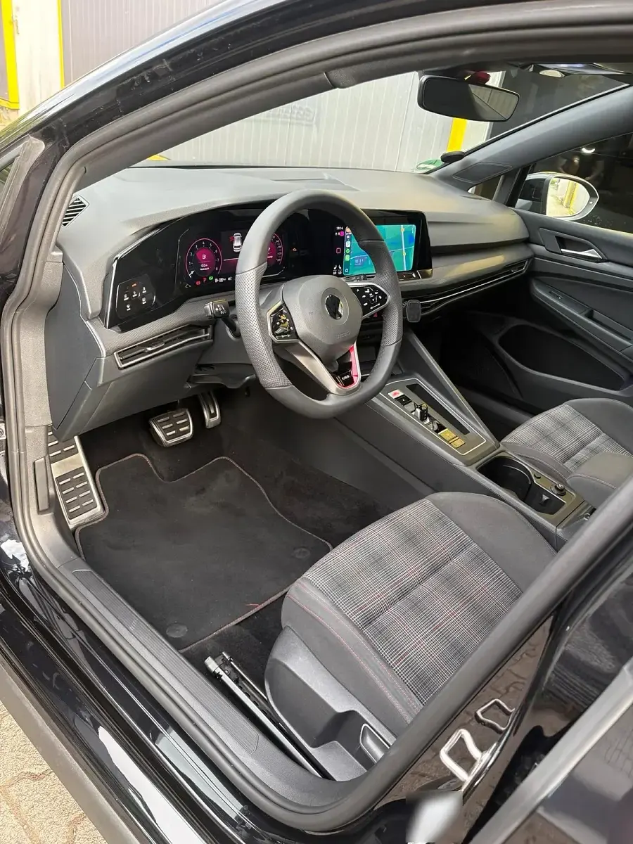 Gebraucht VW Golf VIII GTI 245 PS (180 kW) 2020 Schwarz Kleinwagen