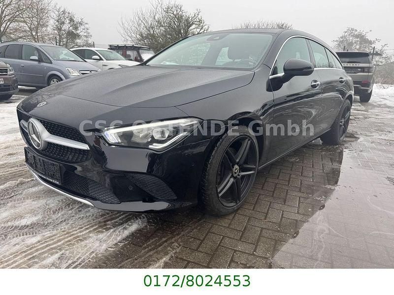 Schwarz Gebraucht 2021 Mercedes CLA200 Limousine | 18.900 € (Guter Preis) - Bild 1/4